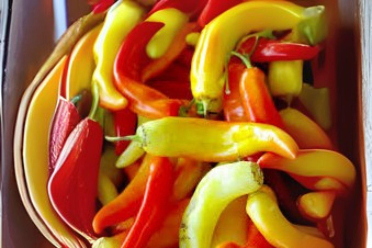 Sweet Banana Pepper Seeds: Capsicum Annuum, Heirloom Variety (30 Seeds)