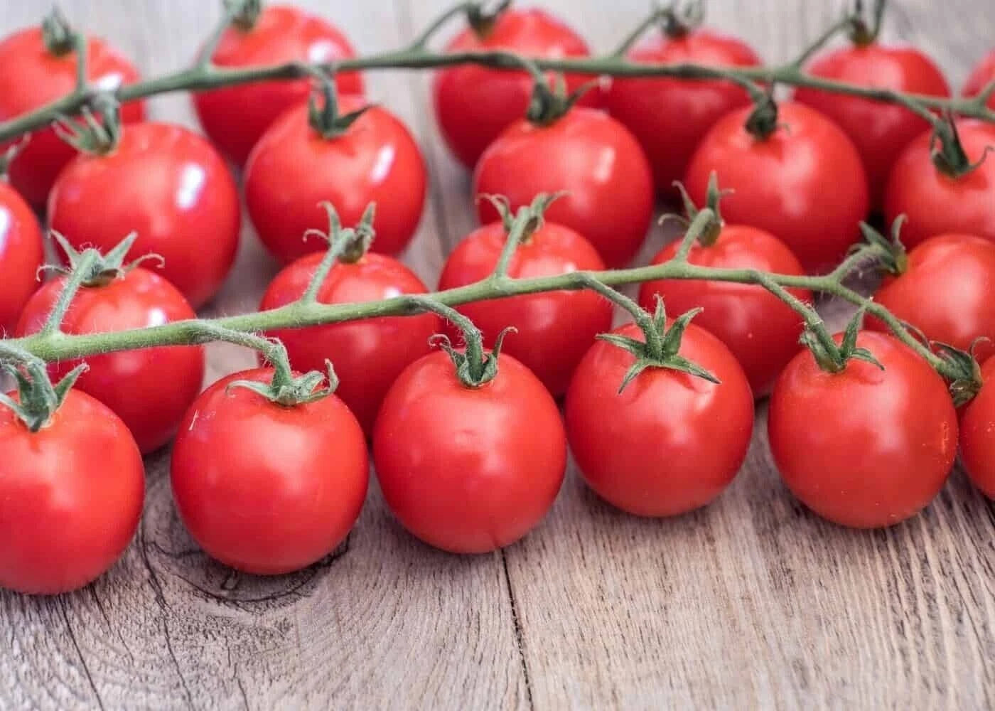 Sweetie Cherry Tomato Seeds - 30+ Non-GMO Heirloom Organic Seeds - Perfect for Home Gardening - Solanum lycopersicum