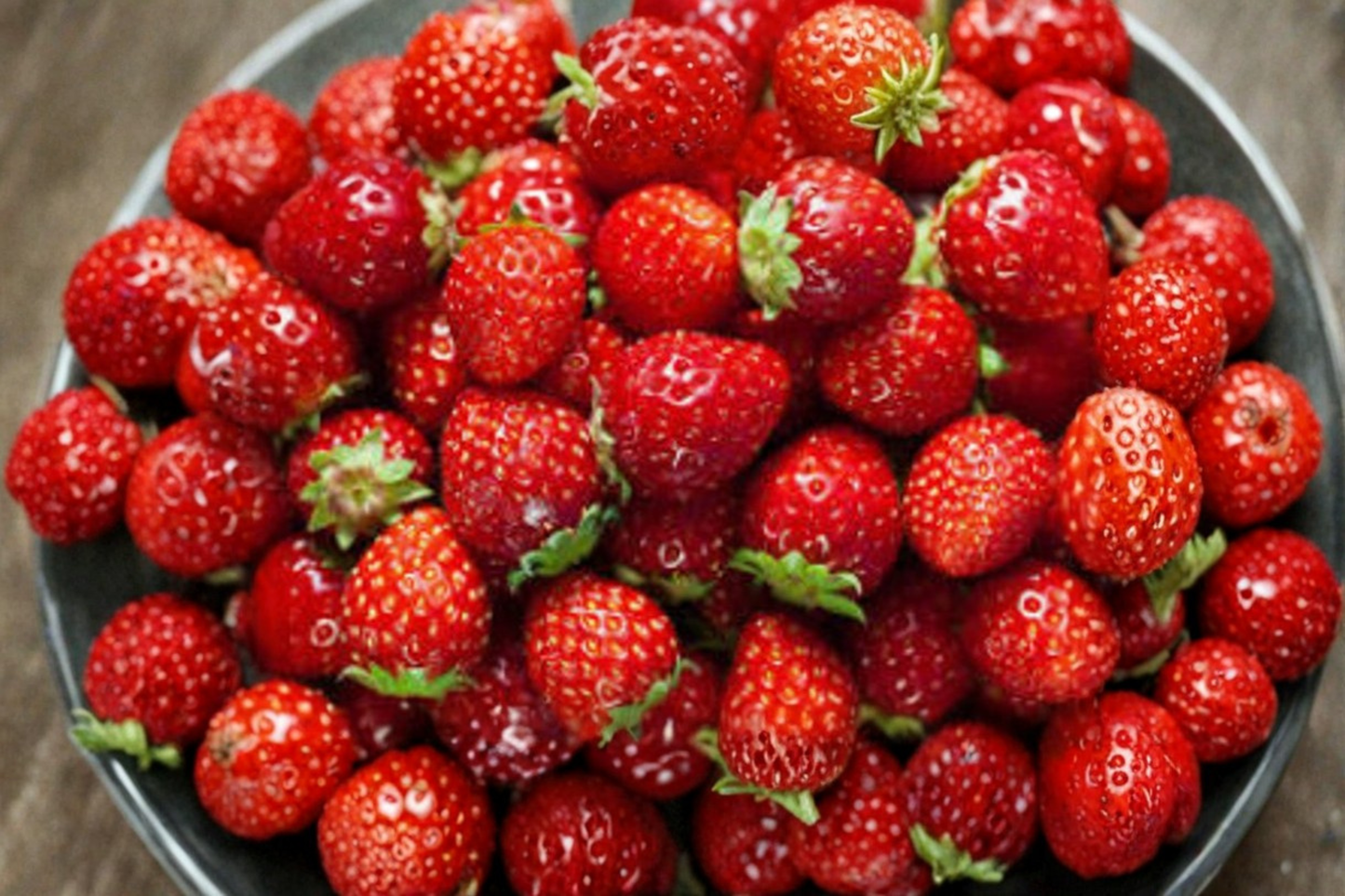 Dwarf Strawberry Seeds 100 Pack Rare Berry Plant Seeds Cold Stratification Required for Planting