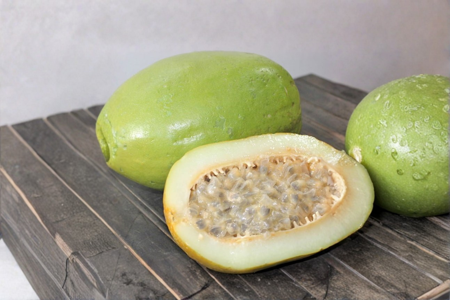 Rare Giant Granadilla Passionfruit Seeds 2 Pack Tropical Passion Fruit Vine Seeds Combined Shipping USA Seller