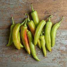 30 Seeds Sweet Pepper Banana (Capsicum annuum) – Mild, Fruity Banana Pepper for Planting, Ideal for Salads, Salsas & Pickling