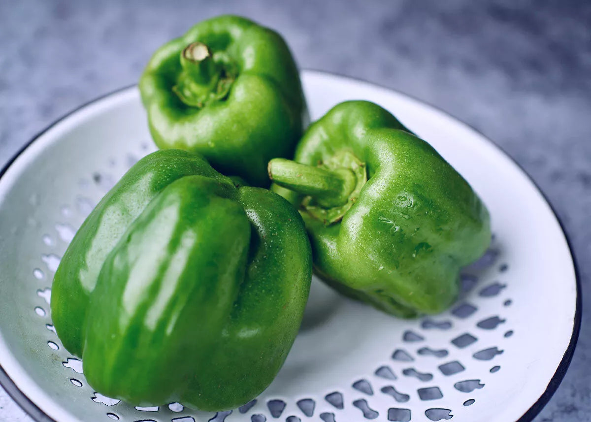 Sweet Pepper Seeds, 50+ Count, Emerald Giant, Capsicum Annuum, Non-GMO, Heirloom Gardening, Vegetable Seeds for Home Garden